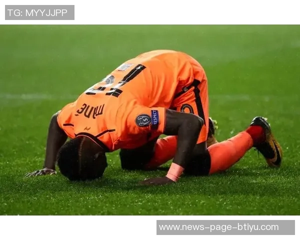 利物浦祝维纳尔杜姆35岁生日快乐237场比赛助力红军夺得四冠荣耀